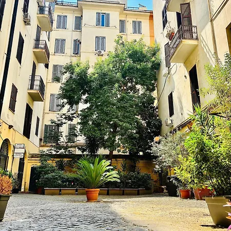 Vertex Palace Oda ve Kahvaltı *